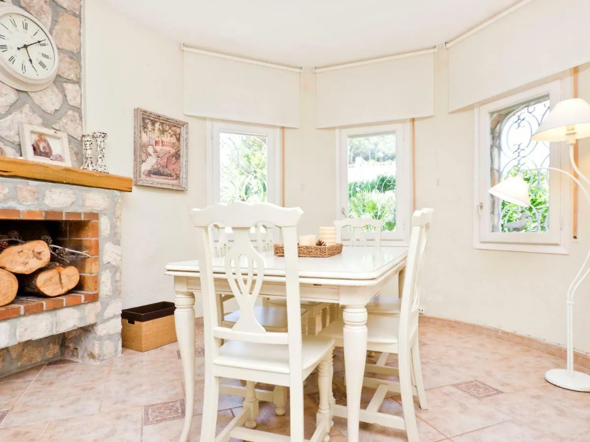 Villa Garbi By InterhomeLes Tres Cales