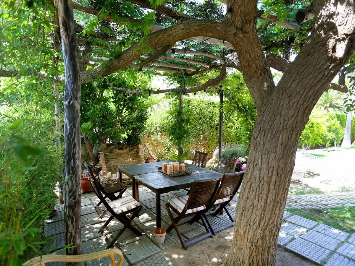 Villa Garbi By InterhomeLes Tres Cales スペイン